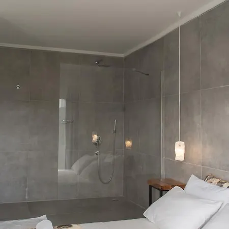 Pataros Hotel 2*