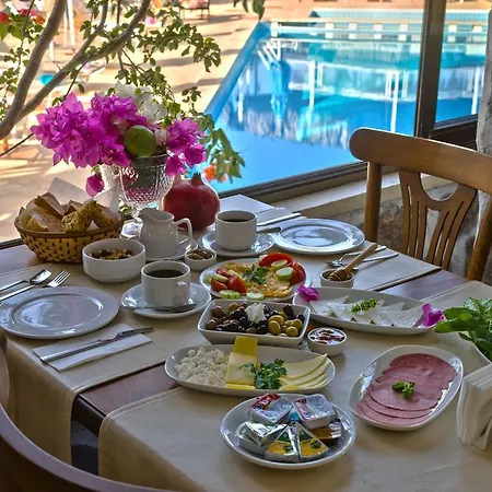 Hotel Pataros
