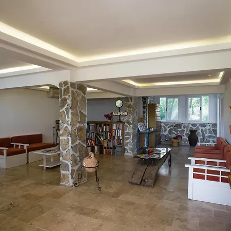 Hotel Pataros