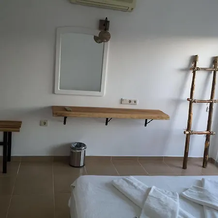 Hotel Pataros 2*