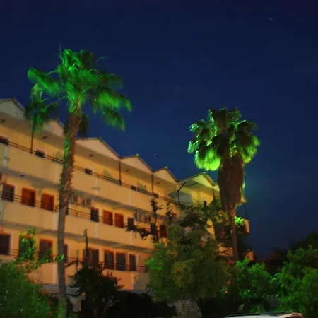 Pataros 2* パタラ