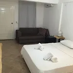 Hotel Pataros